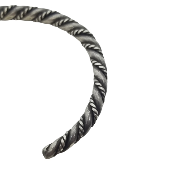 VINTAGE SOLID STERLING SILVER TWIST ROPE DESIGN CUFF BRACELET - Picture 3 of 5